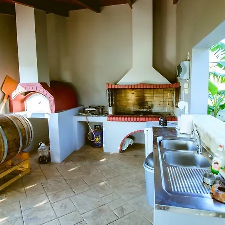 Martimi - 200m From Drapanias - Pool - Hot Tub - Sauna - Bbq キサモス